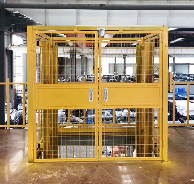 拉萨智能导轨式升降机亮相